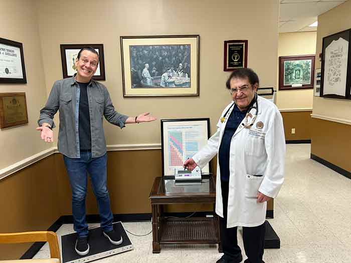Celso Zucatelli encontra Dr. Now, médico de Quilos Mortais, e o