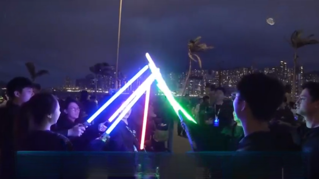 Fãs de Star Wars celebram universo da franquia em evento temático em Hong Kong